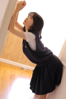 年轻女教师在线观看